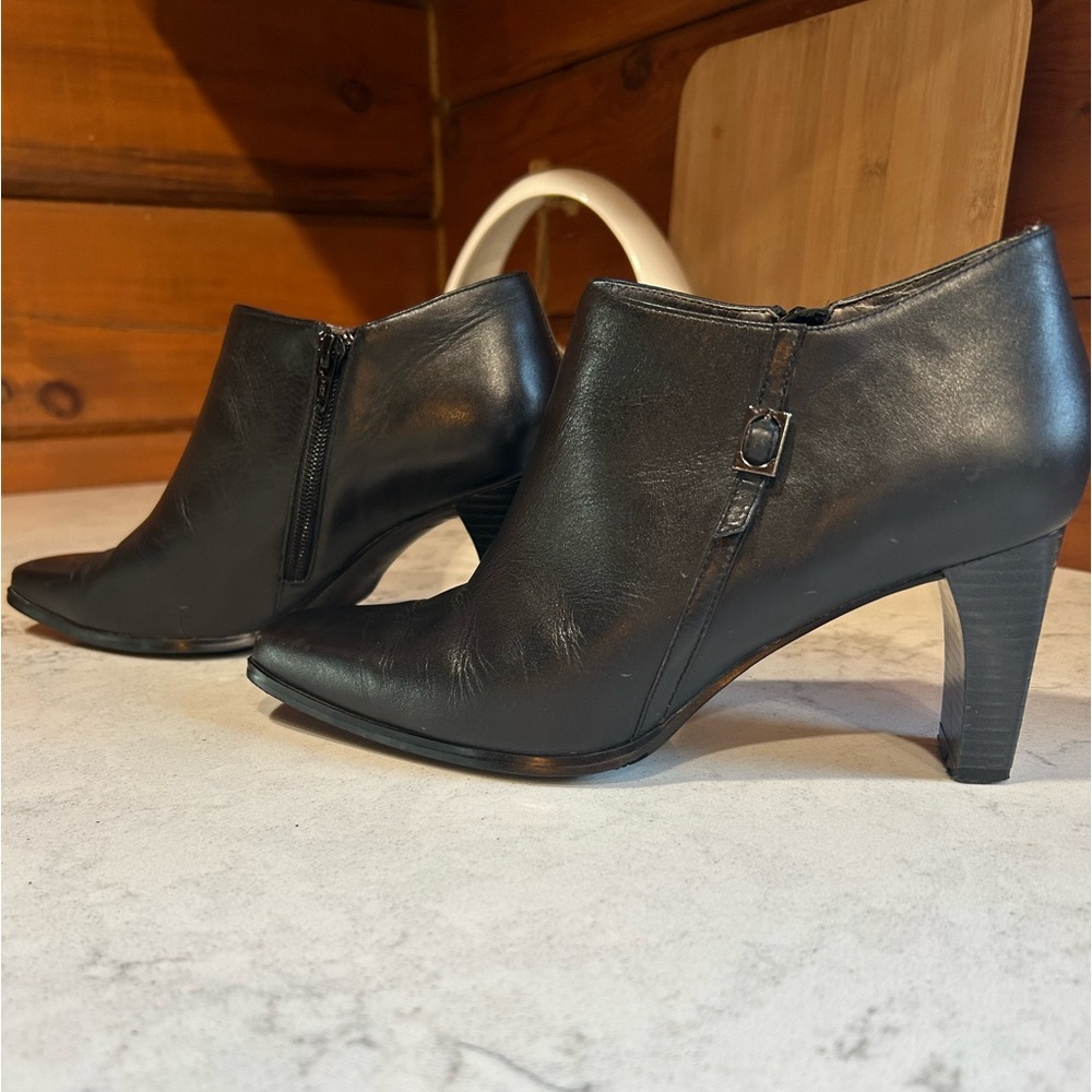 Markon Fanta Soft Leather Black Zip Ankle Boots Booties Shoes Heels 9.5 Wide